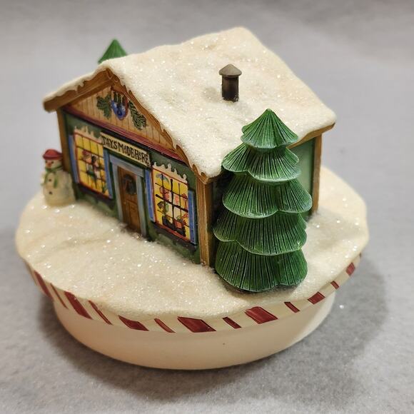Our America Gift SANTA'S WORKSHOP #8041 By Debbie Mumm Candle Topper Collection - Picture 7 of 13